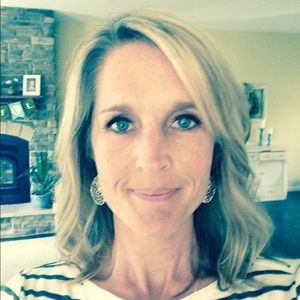 Meet your Posher, Liz